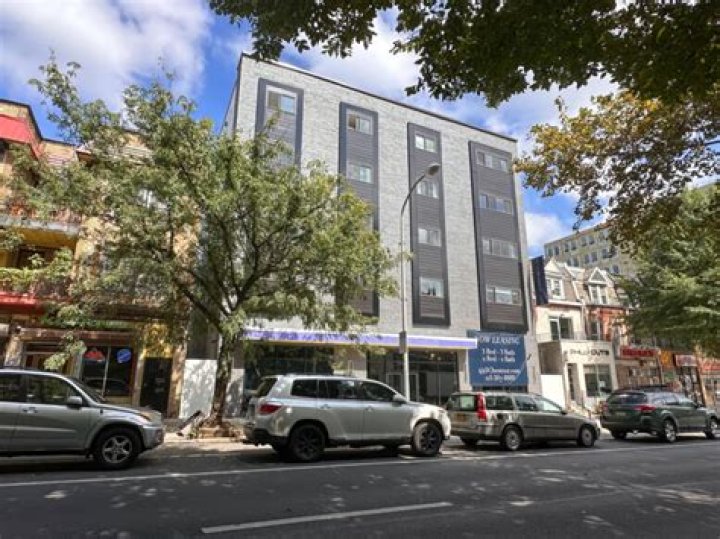 Top-Rated Properties Near 1602 Chestnut Street