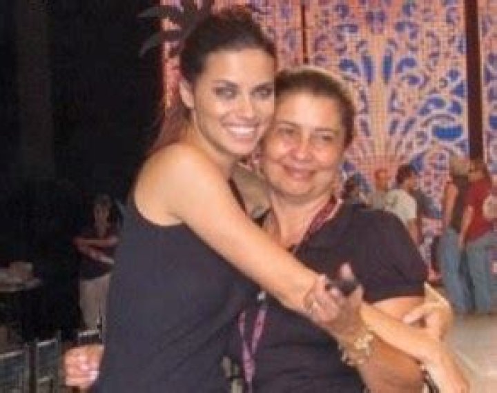 Adriana Lima's Mother: Unveiling The Family Behind The Supermodel