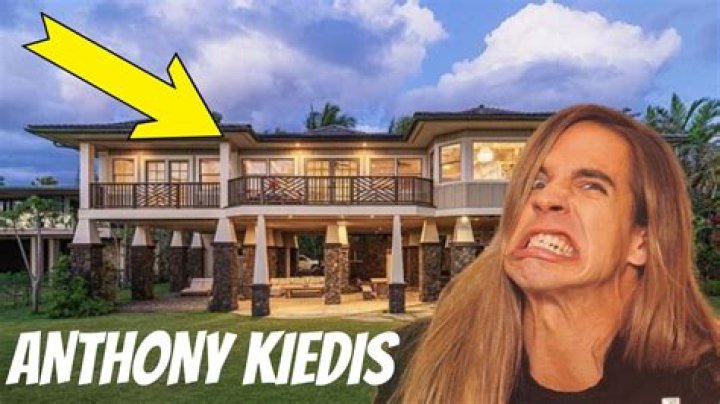 Anthony Kiedis: His New Girlfriend Revealed