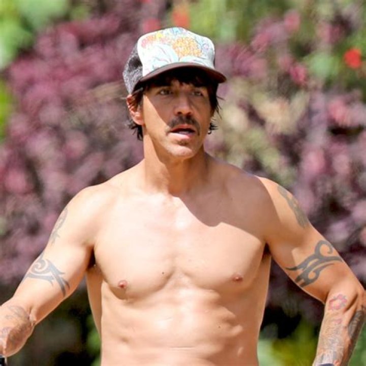 Is Anthony Kiedis Gay? Unraveling The Truth Behind The Rumors
