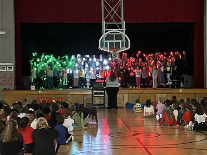 Antony Starr: His Journey From School To Stardom