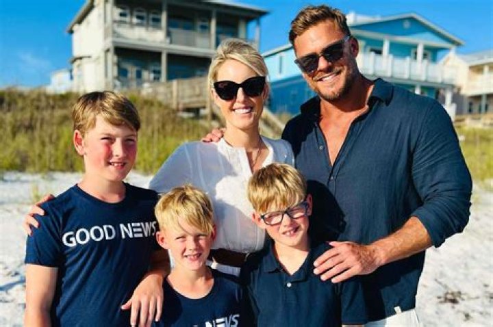 Does Alan Ritchson Have A Wife? Find Out Here