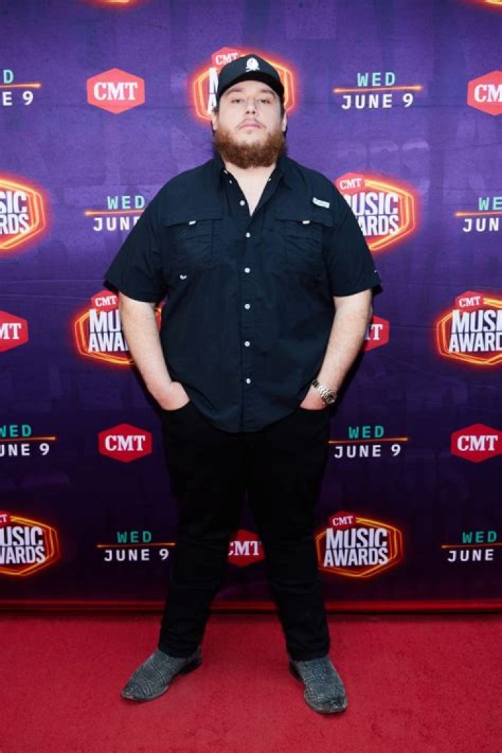 Does Luke Combs Have A Brother?