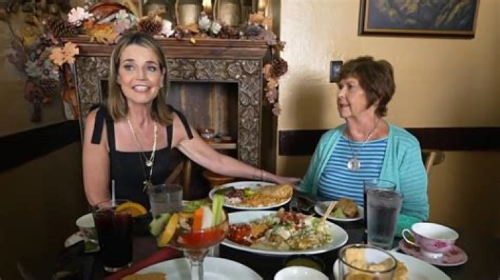 Is Nancy Sinatra A Mother?