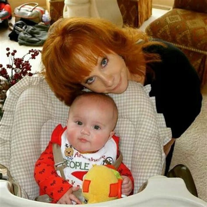 Does Reba McEntire Have Grandchildren? Unveiling The Truth