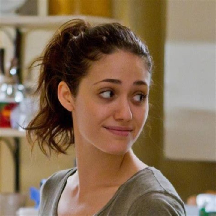 Fiona Gallagher's Epic Journey On Shameless: Triumphs And Tribulations