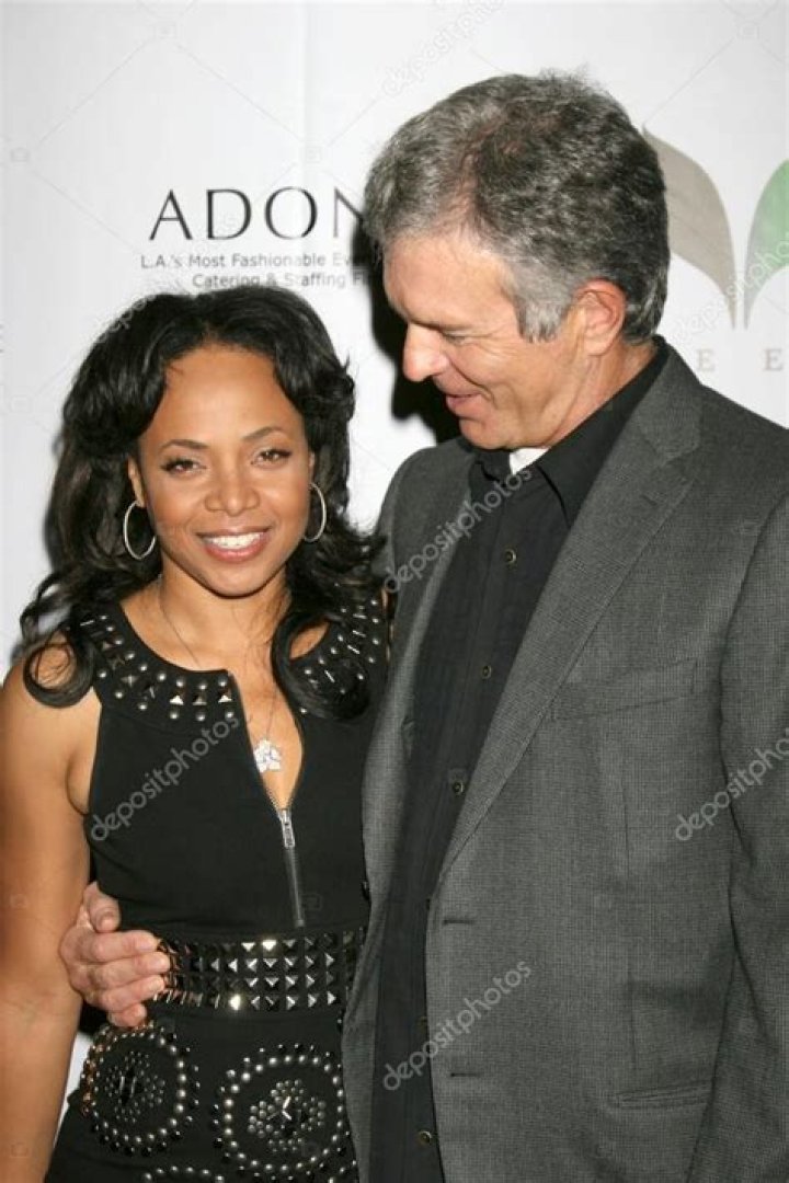 The Love Life Of Gina Ravera: Exploring Her Romantic Partners