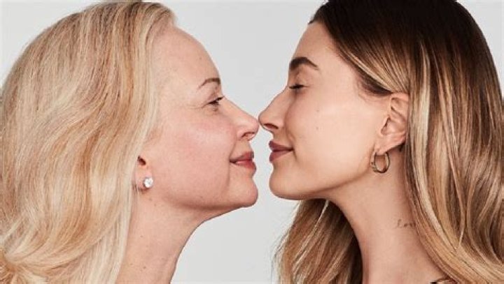 Hailey Baldwin's Mom: All About Her!