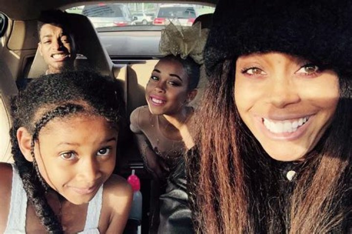 How Many Children Does Erykah Badu Have? - Complete Guide To Erykah Badu's Family