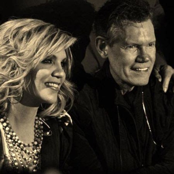 Is Alison Krauss Still Married? Find Out The Latest