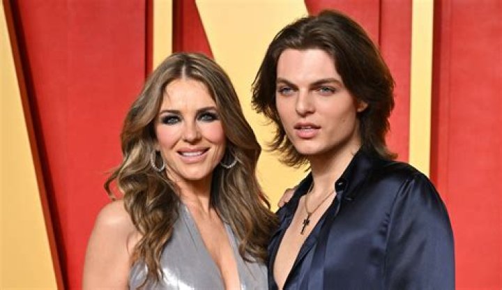 Is Damian Hurley Gay Or Straight? Uncovering The Truth