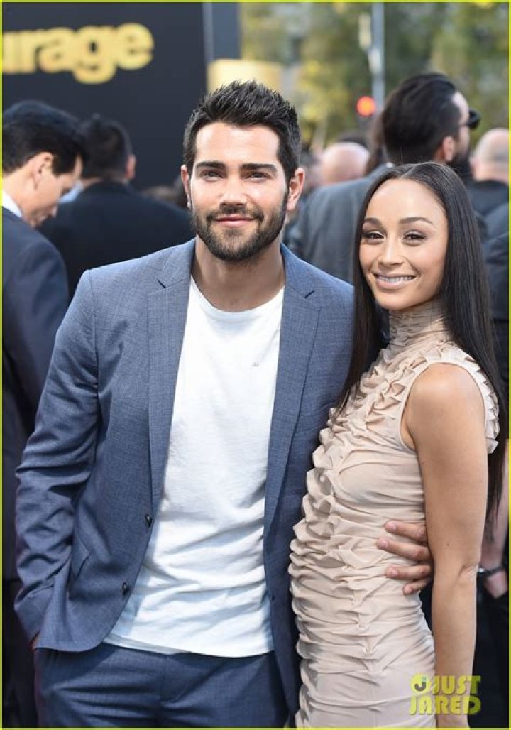 Is Jesse Metcalfe Single Or Taken: Complete Relationship Info