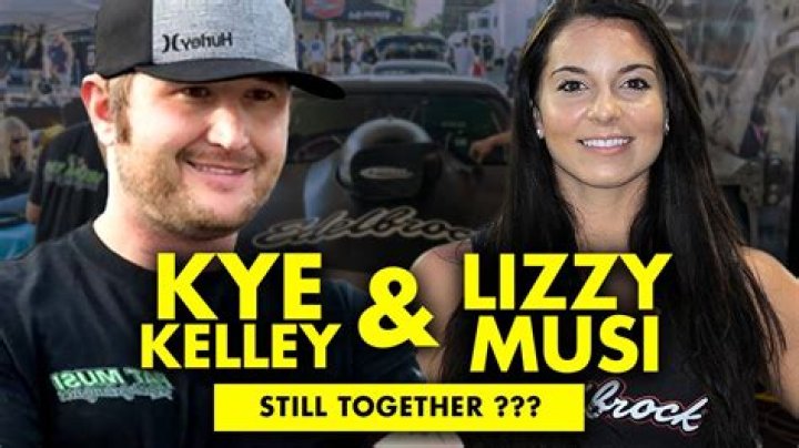Unraveling The Truth: Is Singer Lizzy McAlpine Married Or Not?
