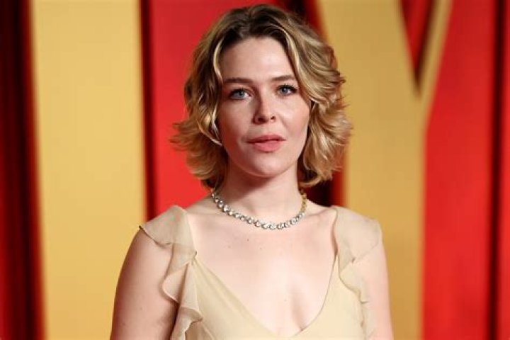 Unveiling The Marital Status Of Maggie Rogers: Is She Married Or Not?