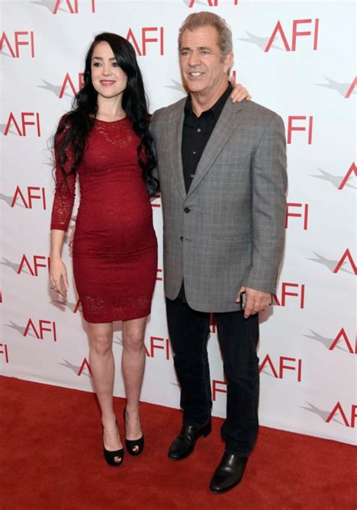 The Marital Status Of Mel Gibson: Is He Married Or Single?