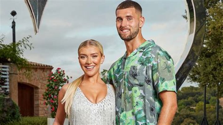 Zach And Tori: The Burning Question Of Their Relationship Status Unraveled