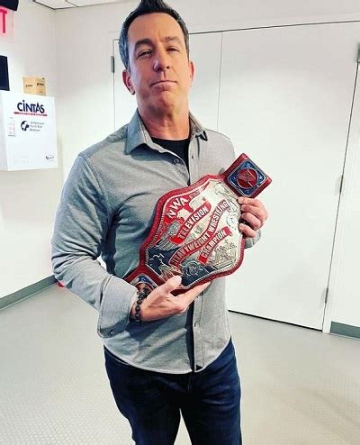 Jamie Lissow's Stature: Unveiling The Height Of The Elusive Star