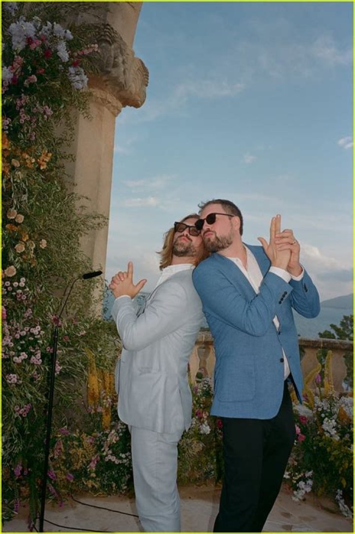 Joey King's Siblings: A Close-Knit Family | The Ultimate Guide