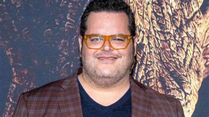 Josh Gad's Staggering Net Worth: Uncovering His Financial Empire