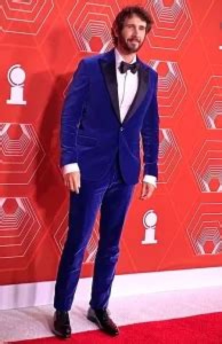 How Tall Is Josh Groban? Uncovering The Mystery Behind His Height