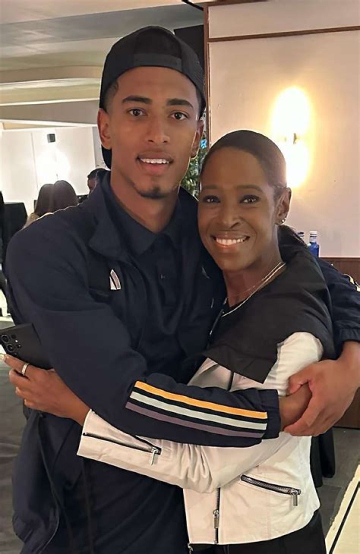 DiscoverJude Bellingham's Mother's Intriguing Background