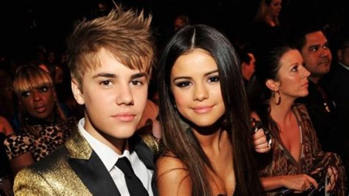 Justin And Selena's Age Difference: A Closer Look