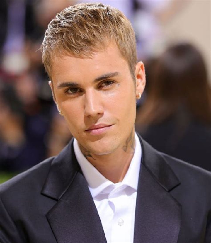 Discover The Unparalleled Justin Bieber: A Musical Phenomenon