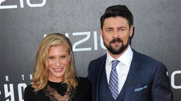 Meet The Wife Of Karl Urban: The Love And Support Behind The Actor