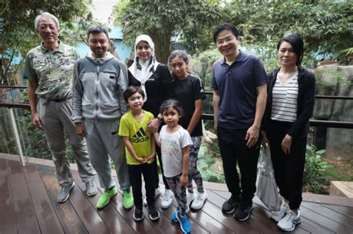 Who Is The Daughter Of Lawrence Wong? Meet His Child!