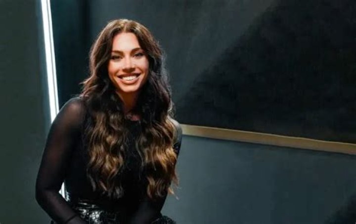 Leila Hormozi: From Humble Beginnings To Entrepreneurial Success