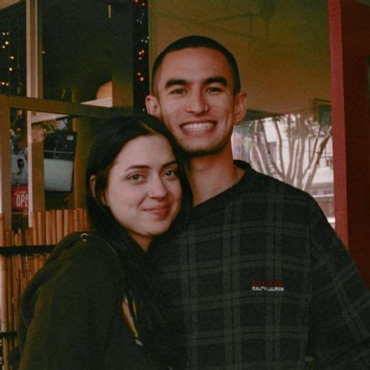 Exclusive Scoop: Lizzy McAlpine's Romantic Relationships Unveiled