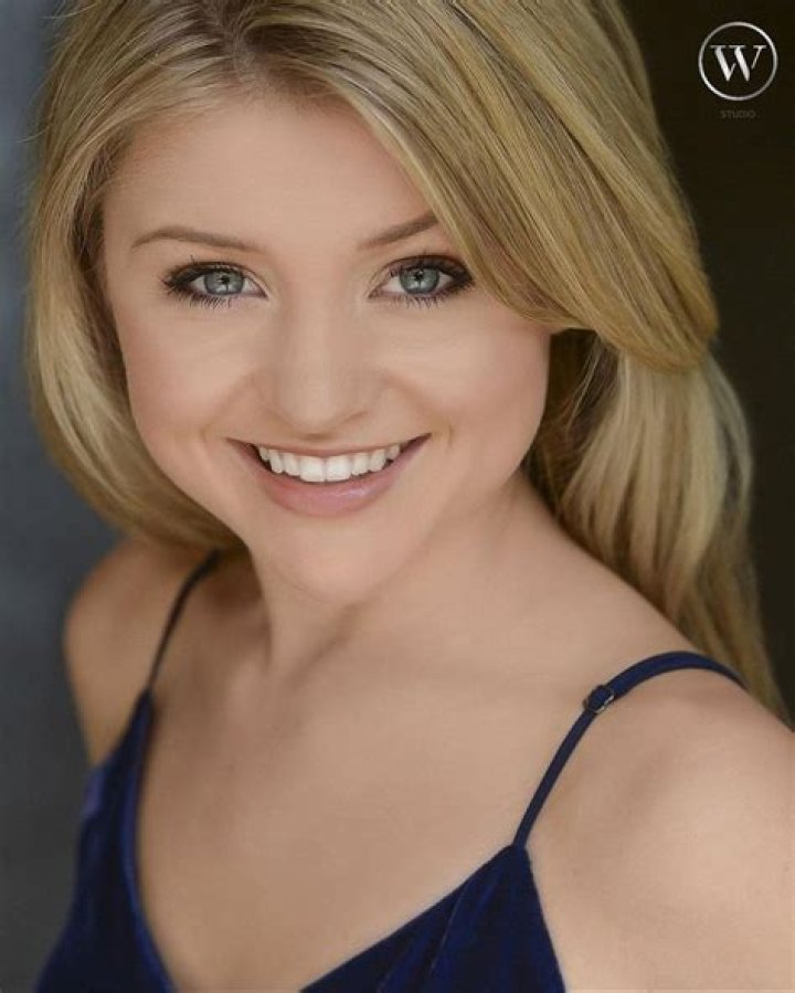 Mira Sorvino's Guide To Optimal Health And Well-being