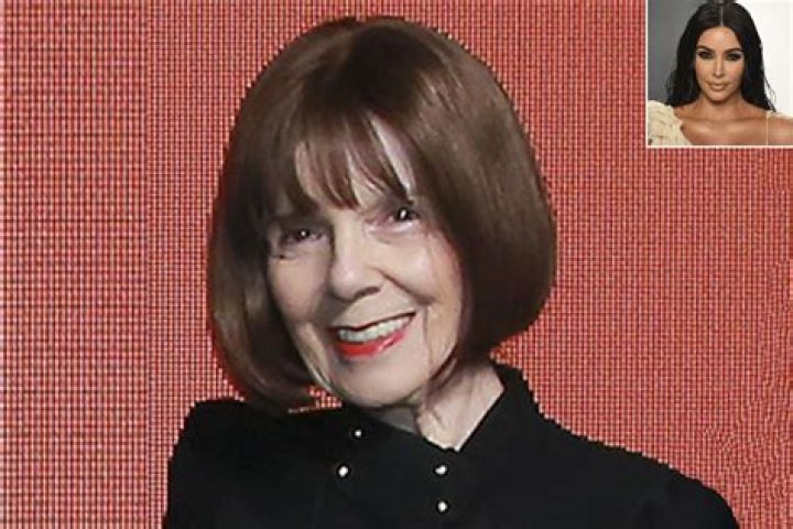 Leading Expert In Real Estate - MJ Houghton