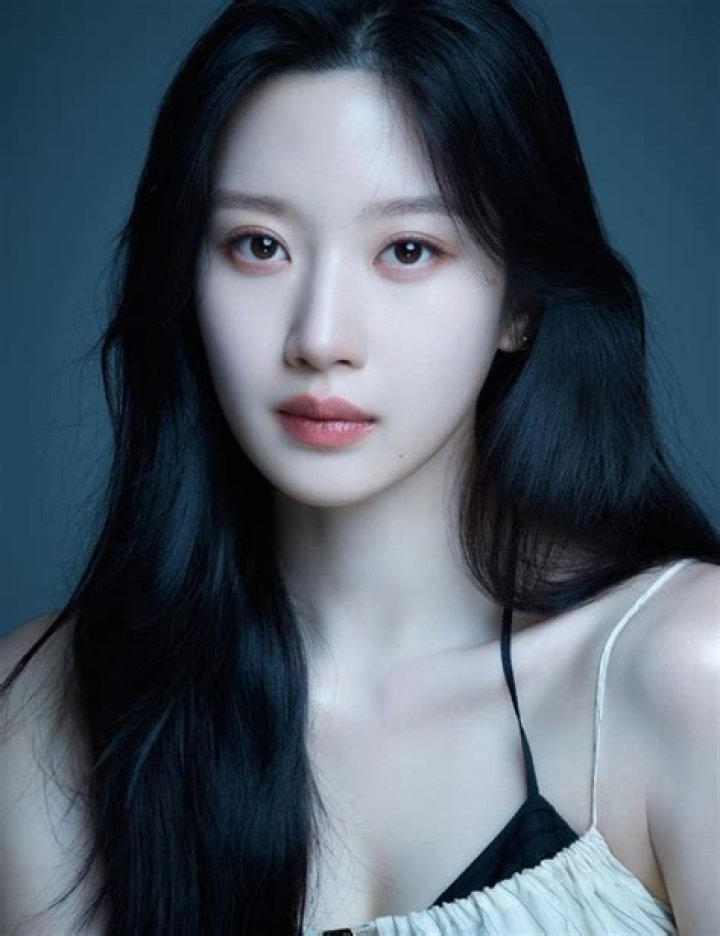 Discover The Bonds: Mun Ka-young And Her Siblings