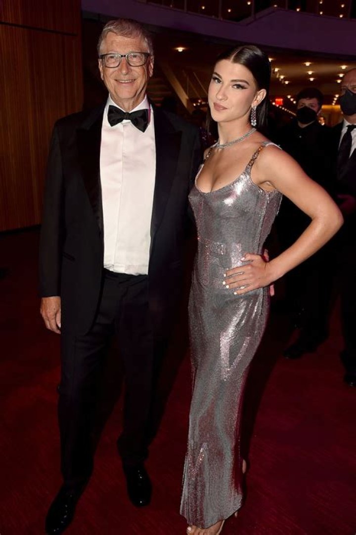 Phoebe Plummer's Parents: Uncovering Their Impressive Net Worth