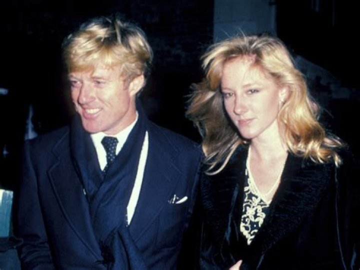 Robert Redford's Marriage Past Unveiled: A Timeline Of Love And Relationships