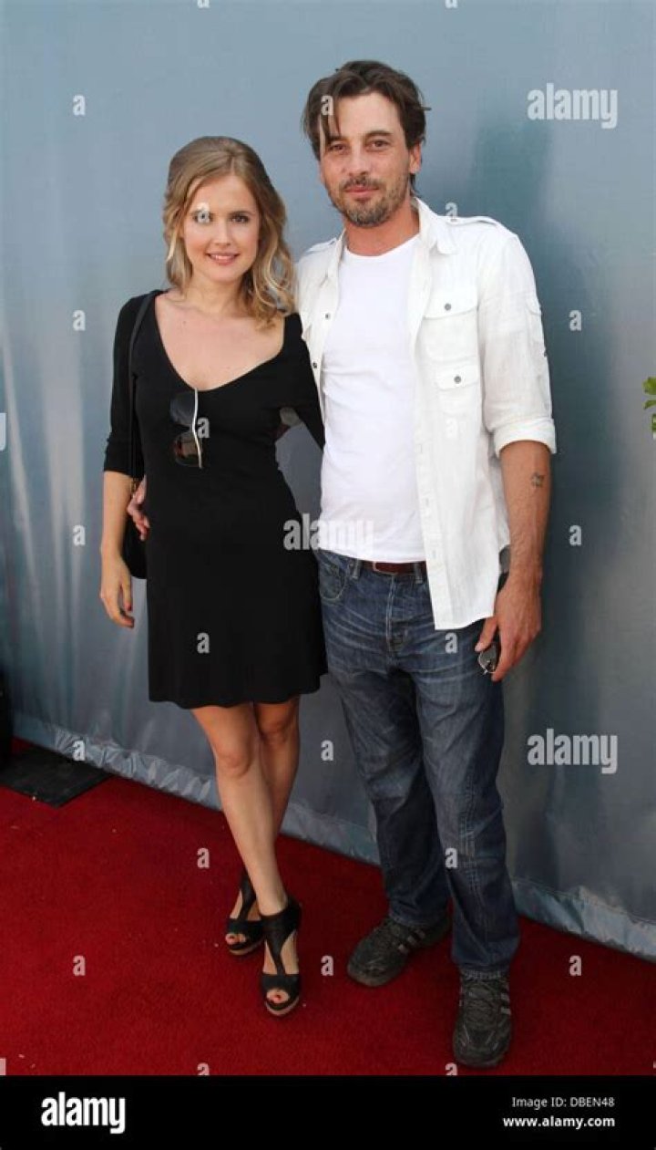 Skeet Ulrich And His Wife: A Look At Their Relationship