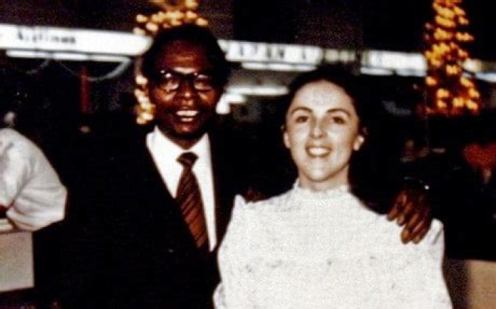 Stanley Dunham: The Father Of Ann Dunham