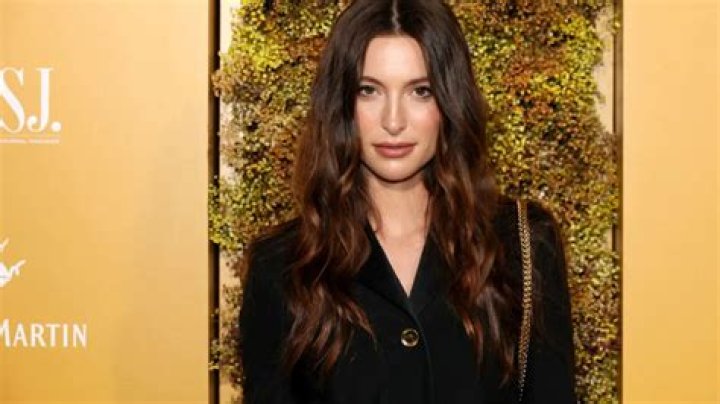 Steve Jobs' Daughter And Author