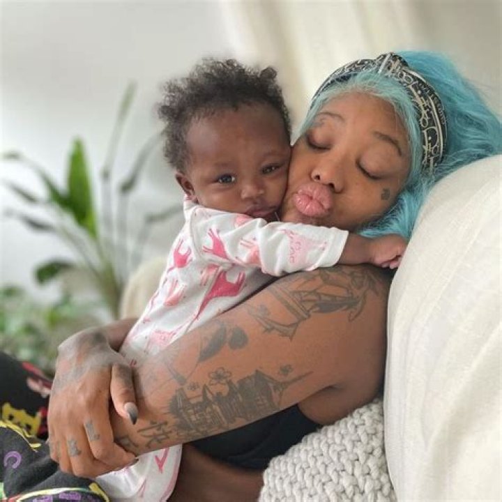 Surprising Truth About Summer Walker's Mother's Age