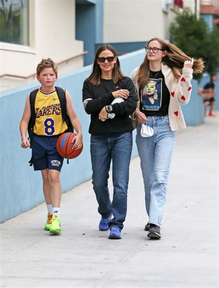 Jennifer Garner's Daughter Commits To Elite College