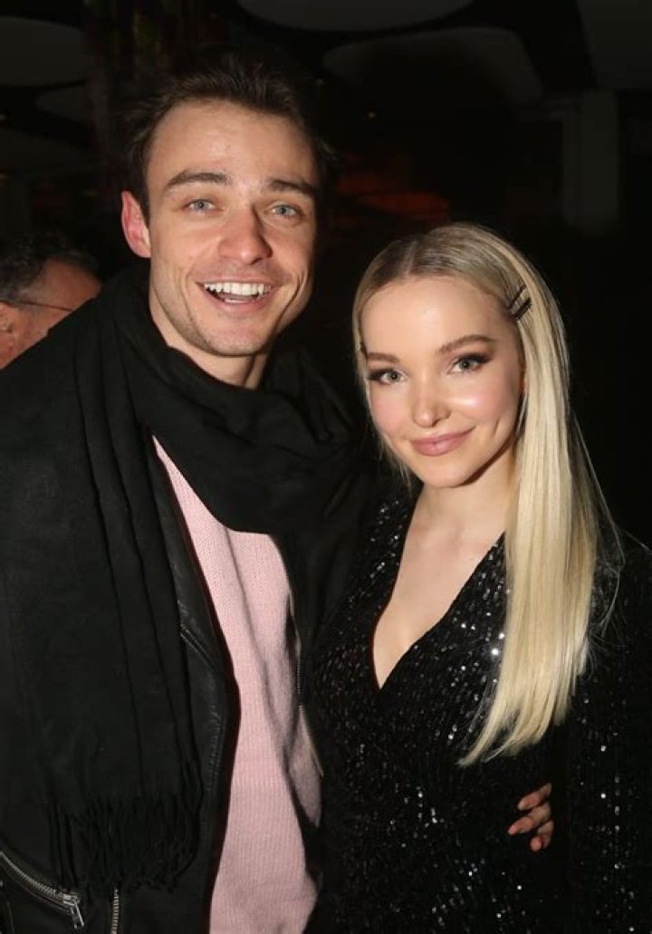 Who Has Dove Cameron Dated: A Comprehensive Relationship History