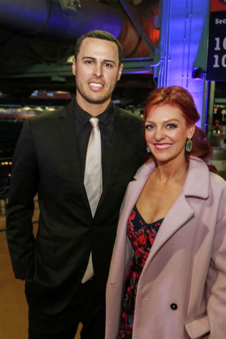 Unveiling The Identity Of Julia Morales' Husband: A Comprehensive Guide