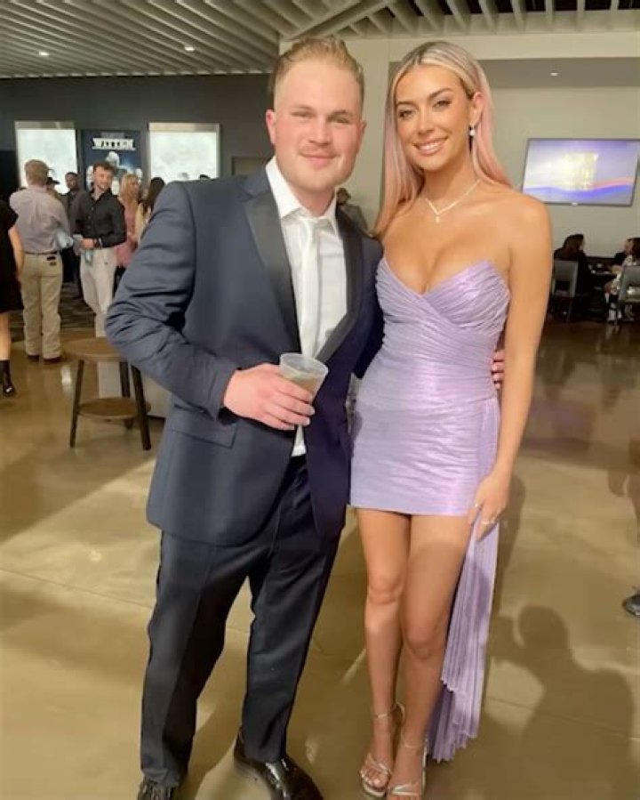 Meet Zach Bryan's Wife: A Story Of Music, Love, And Inspiration